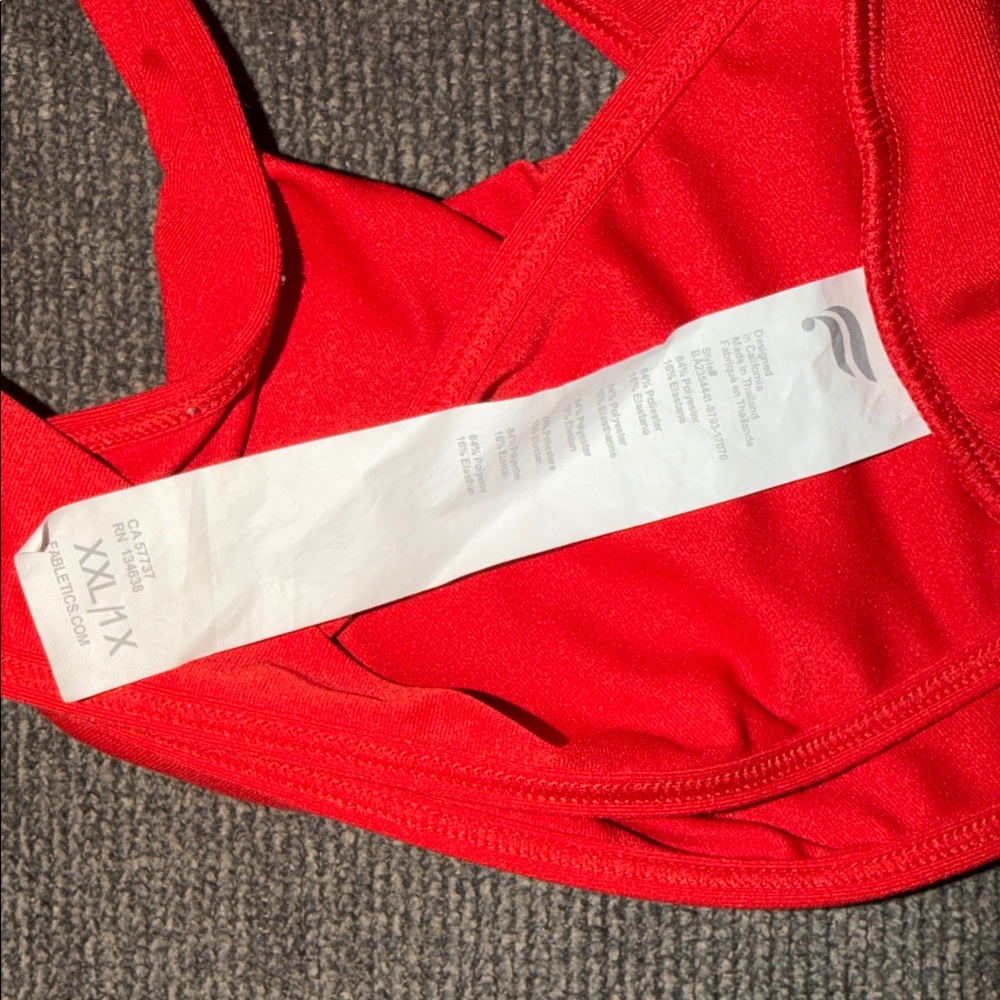 Women’s Bright Red Fabletics Minimum Support Sports Bra Size XXL/1X - Picture 3 of 3
